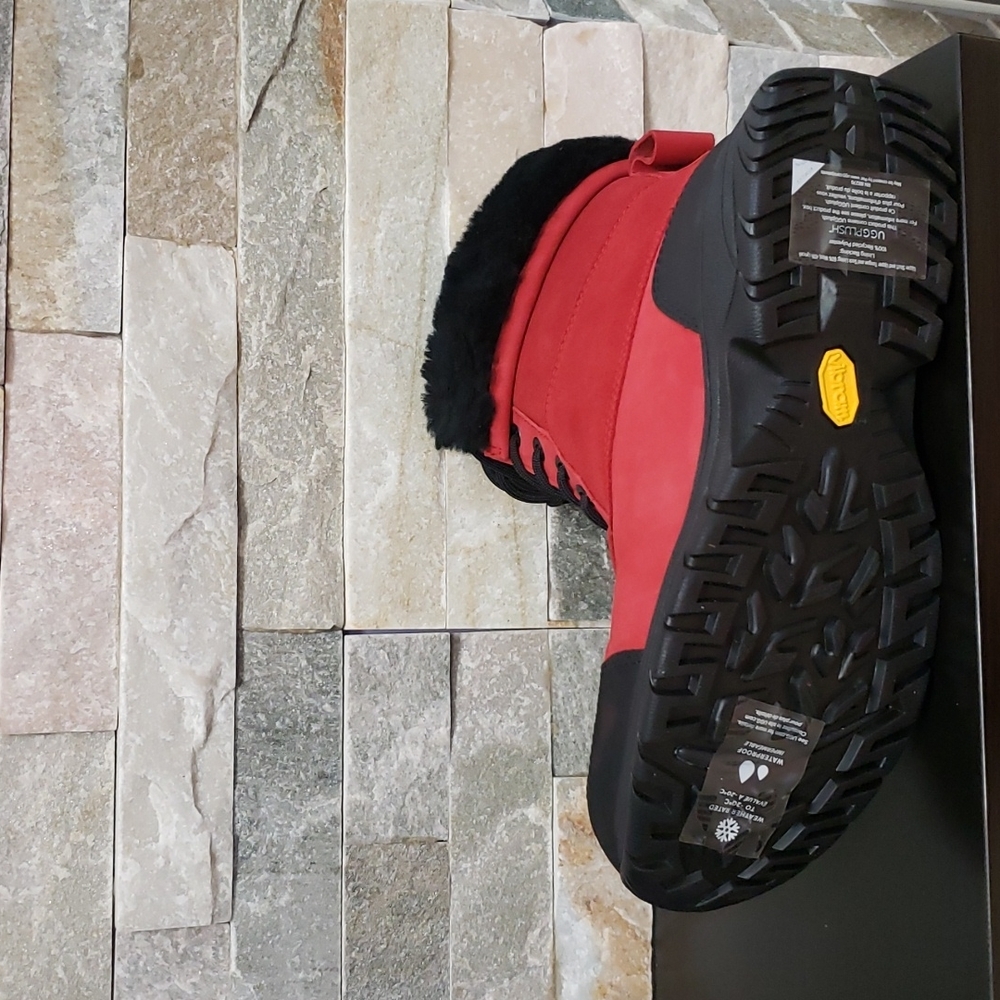 UGG Men's Butte Snow Boot - Picture 6 of 6